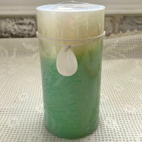 Pier 1 Imports NEW Layered Pillar Candle - Picture 1 of 2